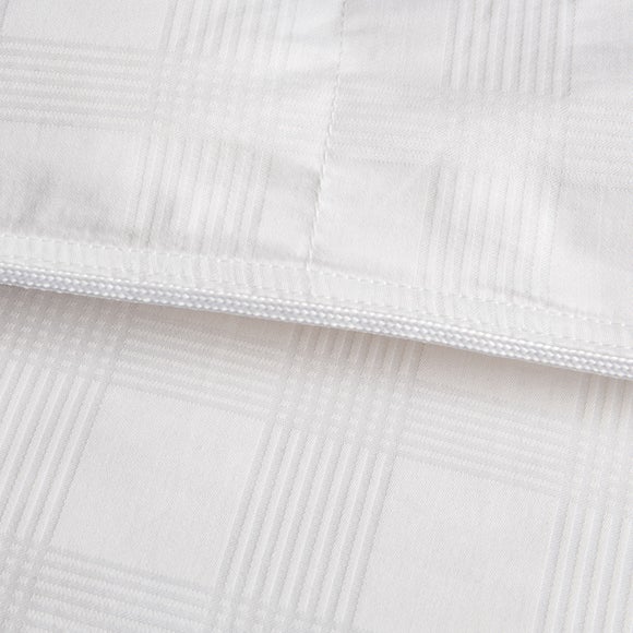 Dorma Hungarian Goose Down 4.5 Tog Summer Duvet, product image 2